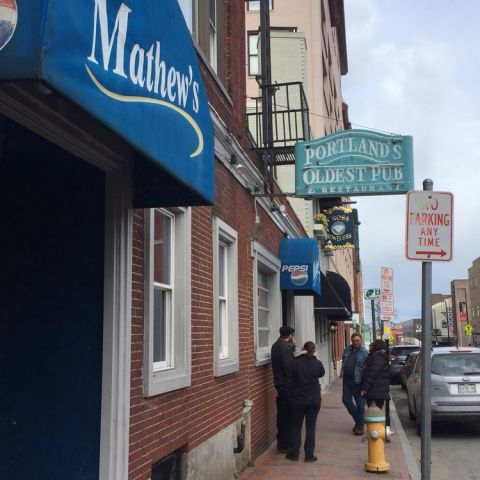Mathew's Pub